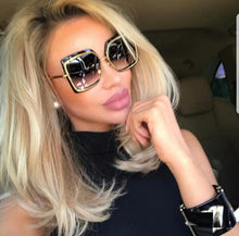 Lavish Oversized Fashion Sunglass