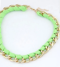 Daisy Weave Chain Choker