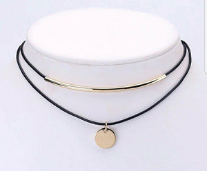 Shelle Choker Pendant